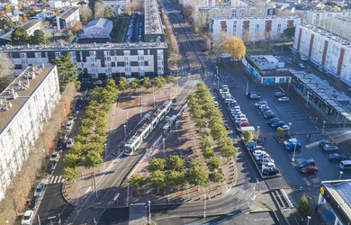 Rezé: Place du 8 mai 